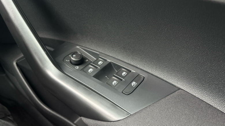 Volkswagen Taigo 1.0 TSI 115 Match 5dr DSG Petrol Hatchback